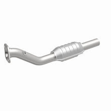 Load image into Gallery viewer, MagnaFlow Exhaust Products 49961 OEM Grade Direct-Fit Catalytic Converter for Select Dodge Caliber, Jeep Compass, Jeep Patriot