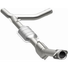 Load image into Gallery viewer, MagnaFlow Exhaust Products 23133 HM Grade Direct-Fit Catalytic Converter for Select Ford E-150, Ford E-150 Club Wagon, Ford E-150 Econoline, Ford E-150 Econoline Club Wagon, Ford E-250