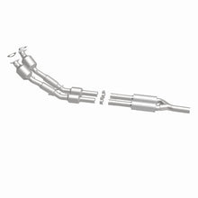 Load image into Gallery viewer, MagnaFlow Exhaust Products 551838 California CARB Direct-Fit Catalytic Converter for Select Volkswagen Passat