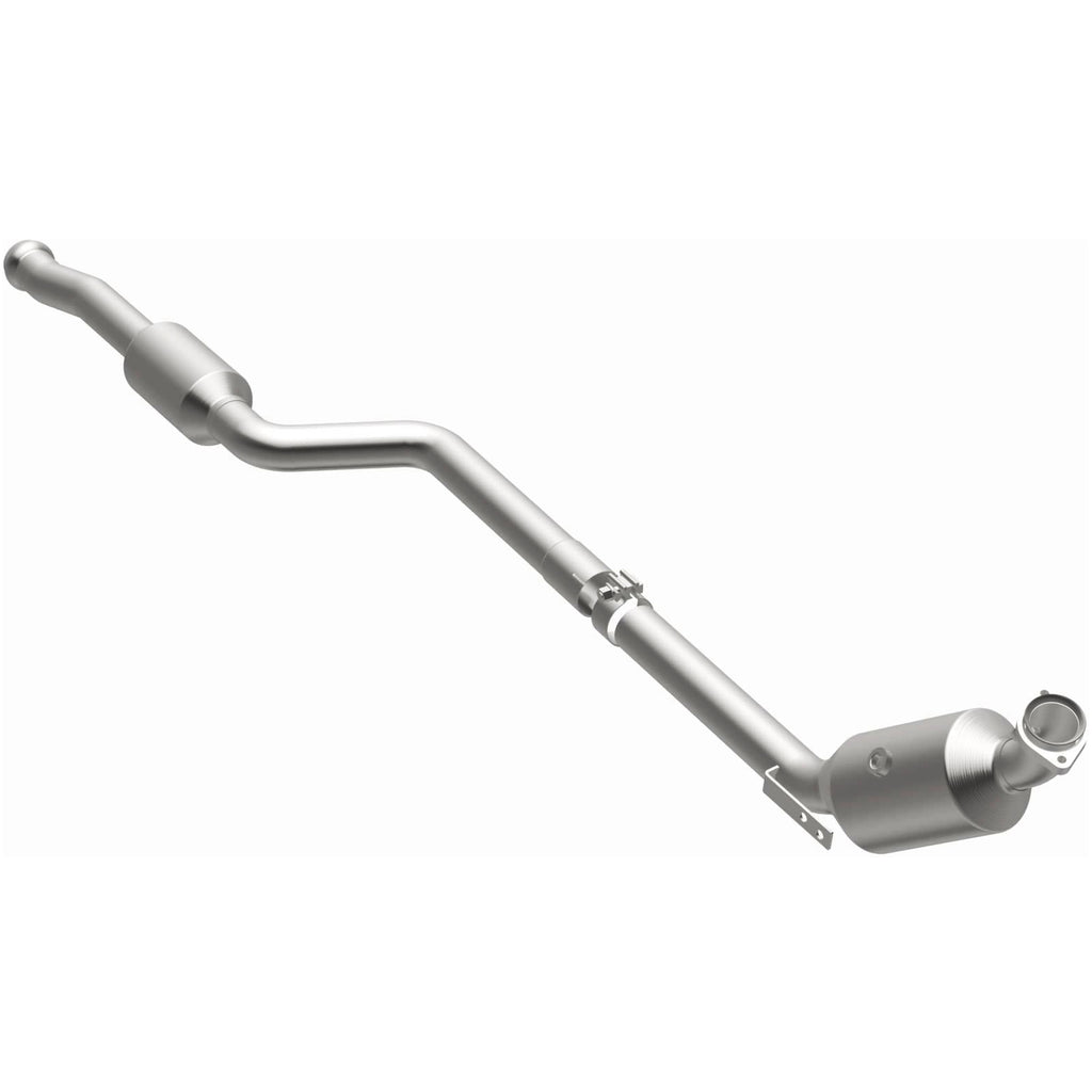 MagnaFlow Exhaust Products 21-492 OEM Grade Direct-Fit Catalytic Converter for Select Mercedes-Benz C300, Mercedes-Benz C350, Mercedes-Benz E350