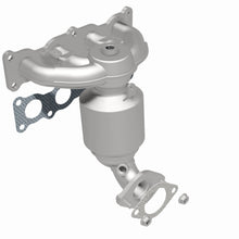 Load image into Gallery viewer, MagnaFlow Exhaust Products 22-266 OEM Grade Manifold Catalytic Converter for Select Hyundai Santa Fe, Hyundai Tucson, Kia Sorento, Kia Sportage