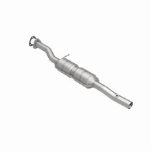 Load image into Gallery viewer, MagnaFlow Exhaust Products 55324 HM Grade Direct-Fit Catalytic Converter for Select Ford Excursion, Ford F-250 Super Duty, Ford F-350 Super Duty, Ford F-450 Super Duty, Ford F-550 Super Duty
