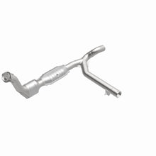 Load image into Gallery viewer, MagnaFlow Exhaust Products 93626 HM Grade Direct-Fit Catalytic Converter for Select Ford Expedition