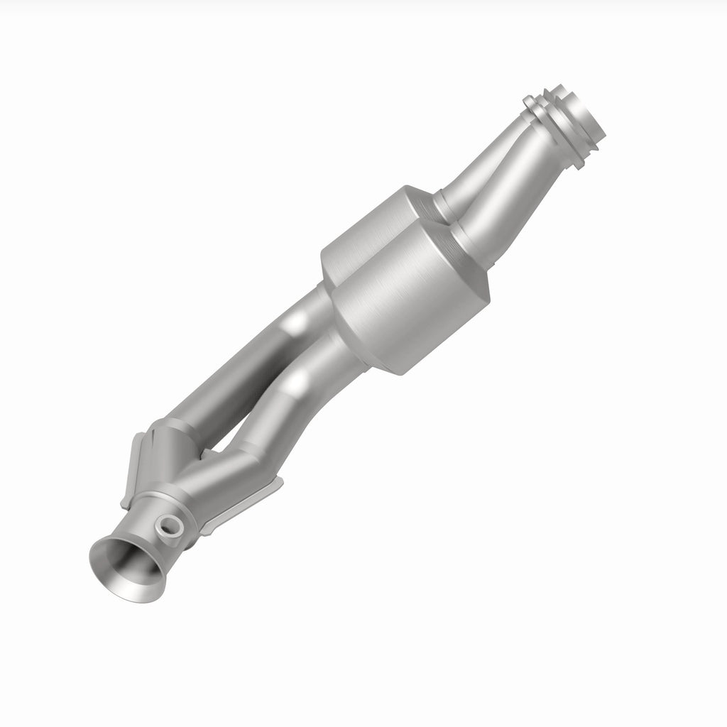 MagnaFlow Exhaust Products 24226 HM Grade Direct-Fit Catalytic Converter for Select Jaguar Vanden Plas, Jaguar XJ6