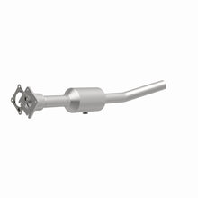 Load image into Gallery viewer, MagnaFlow Exhaust Products 4481542 California CARB Direct-Fit Catalytic Converter for Select Chrysler PT Cruiser