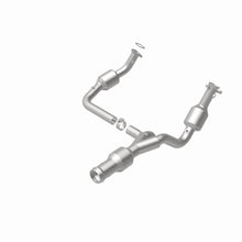 Load image into Gallery viewer, MagnaFlow Exhaust Products 52616 OEM Grade Direct-Fit Catalytic Converter for Select Cadillac Escalade, Cadillac Escalade ESV, Cadillac Escalade EXT, Chevrolet Silverado 1500, GMC Sierra 1500, GMC Yukon, GMC Yukon XL