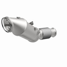 Load image into Gallery viewer, MagnaFlow Exhaust Products 280543 OEM Grade Direct-Fit Catalytic Converter for Select BMW 230i, BMW 230i xDrive, BMW 330i, BMW 330i GT xDrive, BMW 330i xDrive, BMW 430i, BMW 430i Gran Coupe, BMW 430i xDrive, BMW 430i xDrive Gran Coupe, BMW 530e, BMW 530e