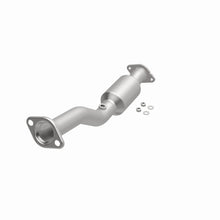 Load image into Gallery viewer, MagnaFlow Exhaust Products 5671709 California CARB Direct-Fit Catalytic Converter for Select Nissan Cube, Nissan Sentra