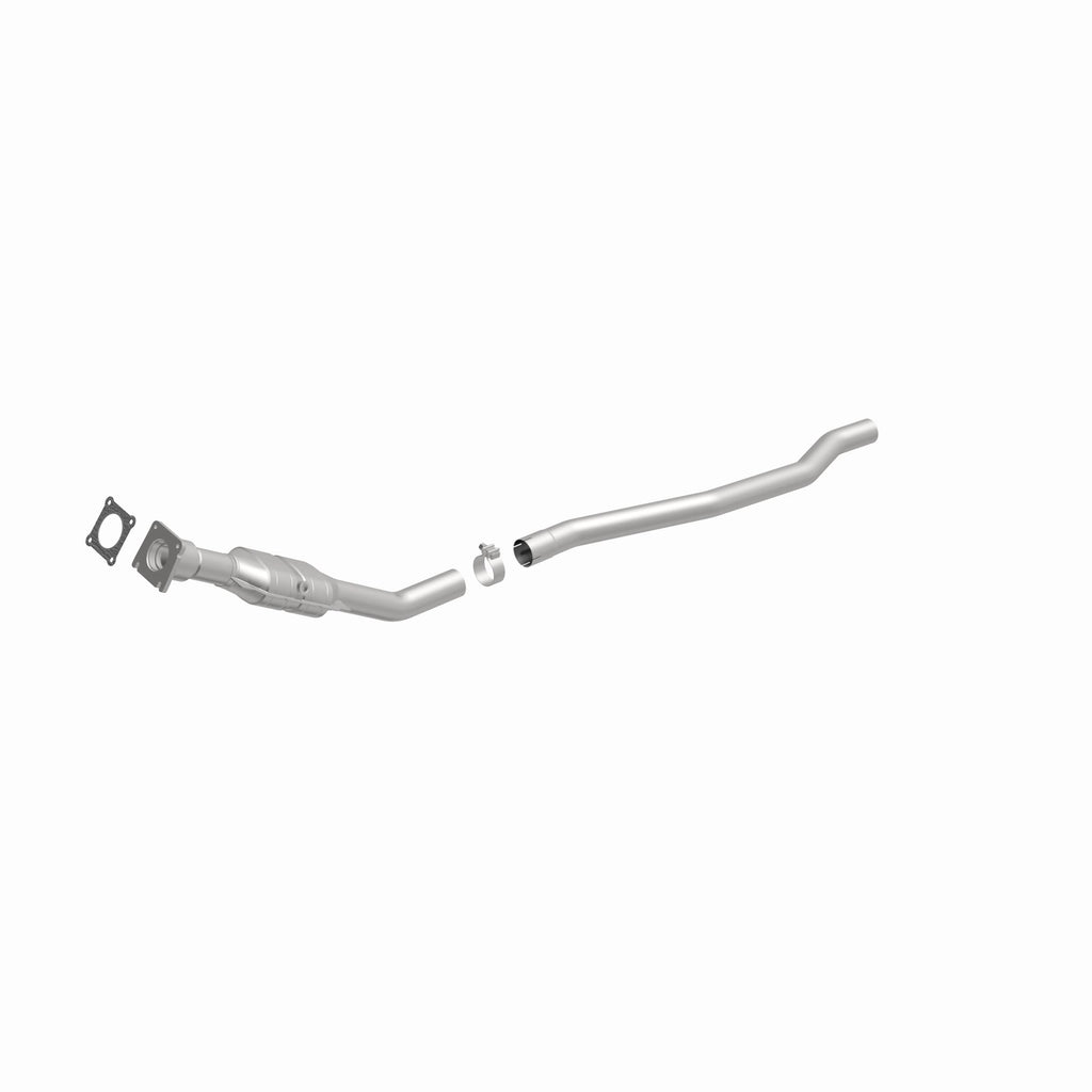 MagnaFlow Exhaust Products 51789 OEM Grade Direct-Fit Catalytic Converter for Select Chrysler Town & Country, Dodge Caravan, Dodge Grand Caravan