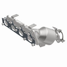 Load image into Gallery viewer, MagnaFlow Exhaust Products 6511429 California CARB Manifold Catalytic Converter for Select Kia Soul