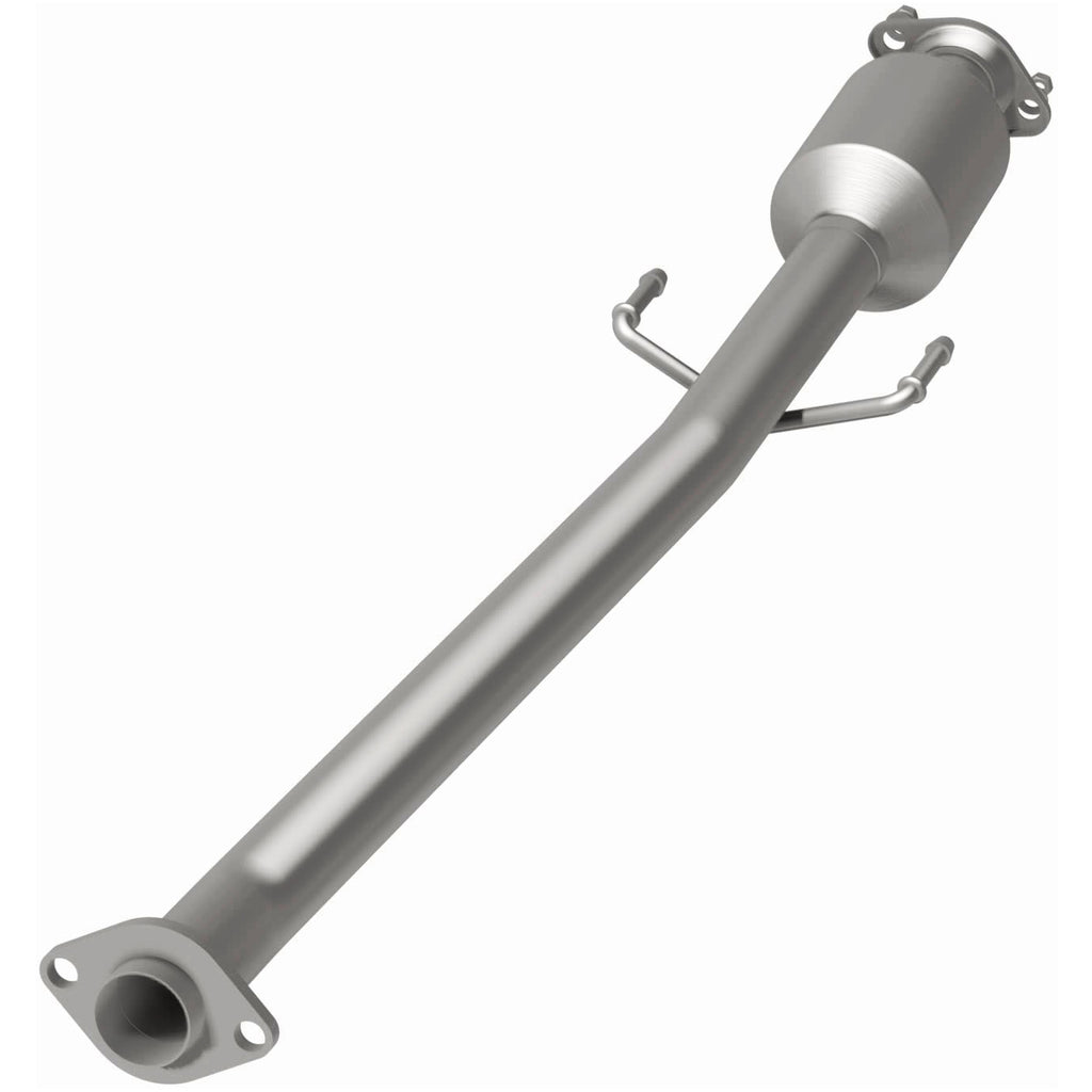 MagnaFlow Exhaust Products 280116 OEM Grade Direct-Fit Catalytic Converter for Select Toyota Highlander