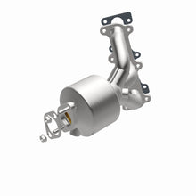 Load image into Gallery viewer, MagnaFlow Exhaust Products 50550 HM Grade Manifold Catalytic Converter for Select Hyundai Tucson, Kia Sportage