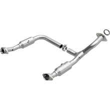 Load image into Gallery viewer, MagnaFlow Exhaust Products 5551672 California CARB Direct-Fit Catalytic Converter for Select Ford Explorer, Ford Explorer Sport Trac, Mercury Mountaineer