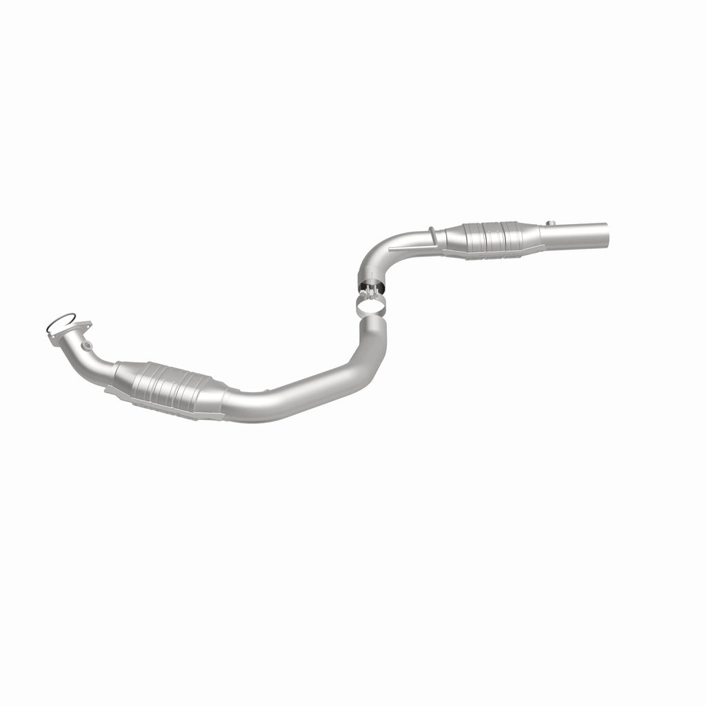 MagnaFlow Exhaust Products 24389 HM Grade Direct-Fit Catalytic Converter for Select Chevrolet Express 2500, Chevrolet Express 3500, GMC Savana 2500, GMC Savana
