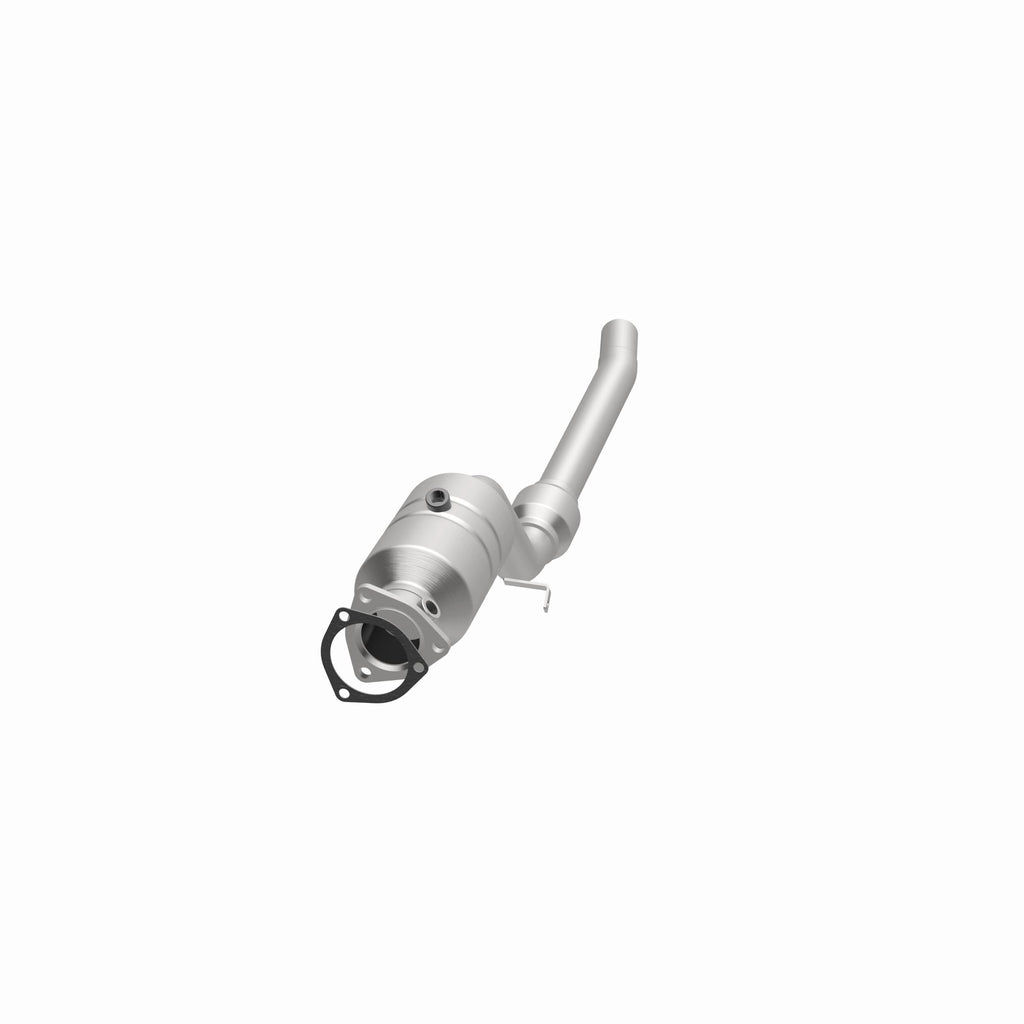 MagnaFlow Exhaust Products 51462 OEM Grade Direct-Fit Catalytic Converter for Select Audi A4, Audi A4 Quattro