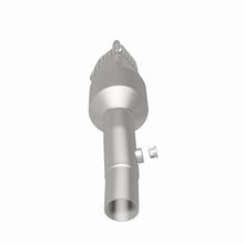 Load image into Gallery viewer, MagnaFlow Exhaust Products 280732 OEM Grade Direct-Fit Catalytic Converter for Select Land Rover Discovery Sport, Land Rover Range Rover Evoque