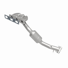 Load image into Gallery viewer, MagnaFlow Exhaust Products 5551995 California CARB Manifold Catalytic Converter for Select BMW X3