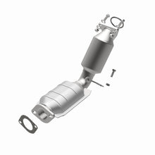 Load image into Gallery viewer, MagnaFlow Exhaust Products 5582143 California CARB Direct-Fit Catalytic Converter for Select INFINITI FX37, INFINITI QX70