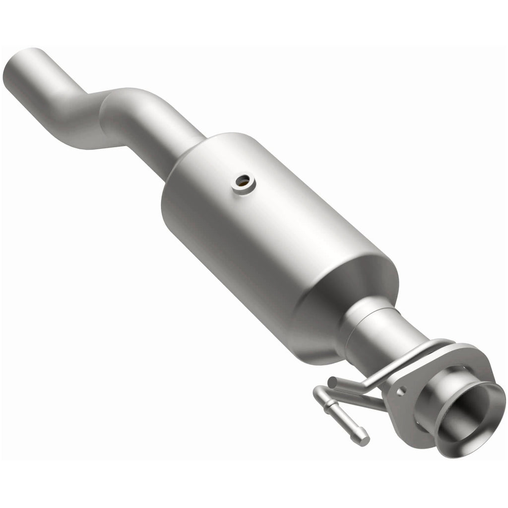 MagnaFlow Exhaust Products 280440 OEM Grade Direct-Fit Catalytic Converter for Select Ford F-350 Super Duty, Ford F-450 Super Duty, Ford F-550 Super Duty