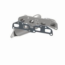 Load image into Gallery viewer, MagnaFlow Exhaust Products 5582596 California CARB Manifold Catalytic Converter for Select Nissan Frontier, Suzuki Equator