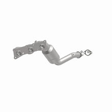 Load image into Gallery viewer, MagnaFlow Exhaust Products 51222 OEM Grade Manifold Catalytic Converter for Select BMW 528i, BMW 528i xDrive, BMW 528xi