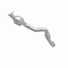 Load image into Gallery viewer, MagnaFlow Exhaust Products 5582586 California CARB Direct-Fit Catalytic Converter for Select Audi Q7, Volkswagen Touareg