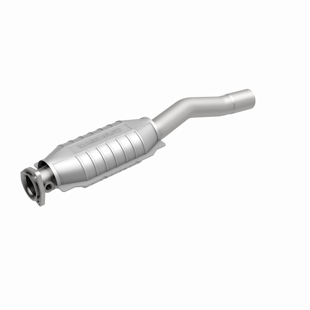MagnaFlow Exhaust Products 23949 Standard Grade Direct-Fit Catalytic Converter for Select Volvo 740, Volvo 745, Volvo 760, Volvo 940