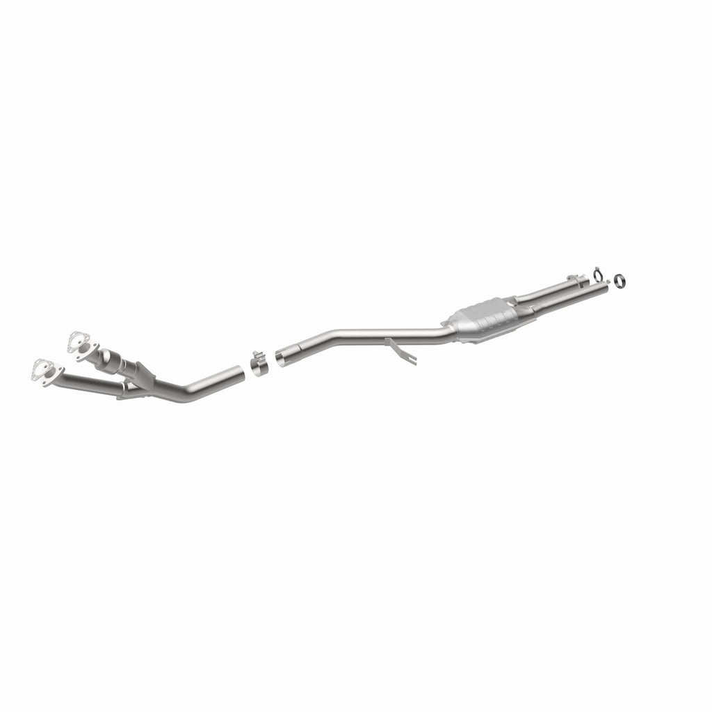 MagnaFlow Exhaust Products 3322554 California CARB Direct-Fit Catalytic Converter for Select BMW 325i, BMW 325iX, BMW 325is
