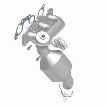 Load image into Gallery viewer, MagnaFlow Exhaust Products 49991 OEM Grade Manifold Catalytic Converter for Select Lexus ES300, Toyota Camry