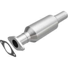 Load image into Gallery viewer, MagnaFlow Exhaust Products 5671157 California CARB Direct-Fit Catalytic Converter for Select Ford Focus