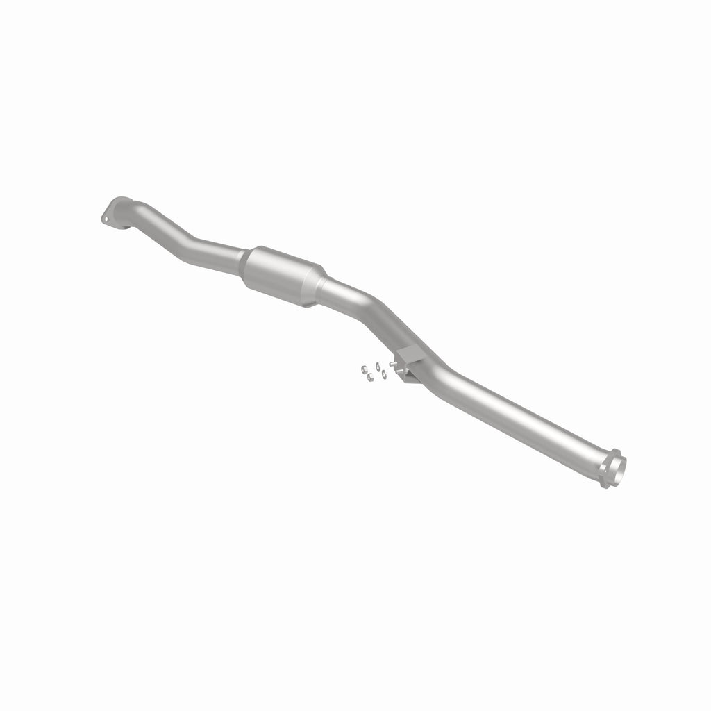 MagnaFlow Exhaust Products 5491621 California CARB Direct-Fit Catalytic Converter for Select Subaru Forester