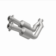 Load image into Gallery viewer, MagnaFlow Exhaust Products 24226 HM Grade Direct-Fit Catalytic Converter for Select Jaguar Vanden Plas, Jaguar XJ6