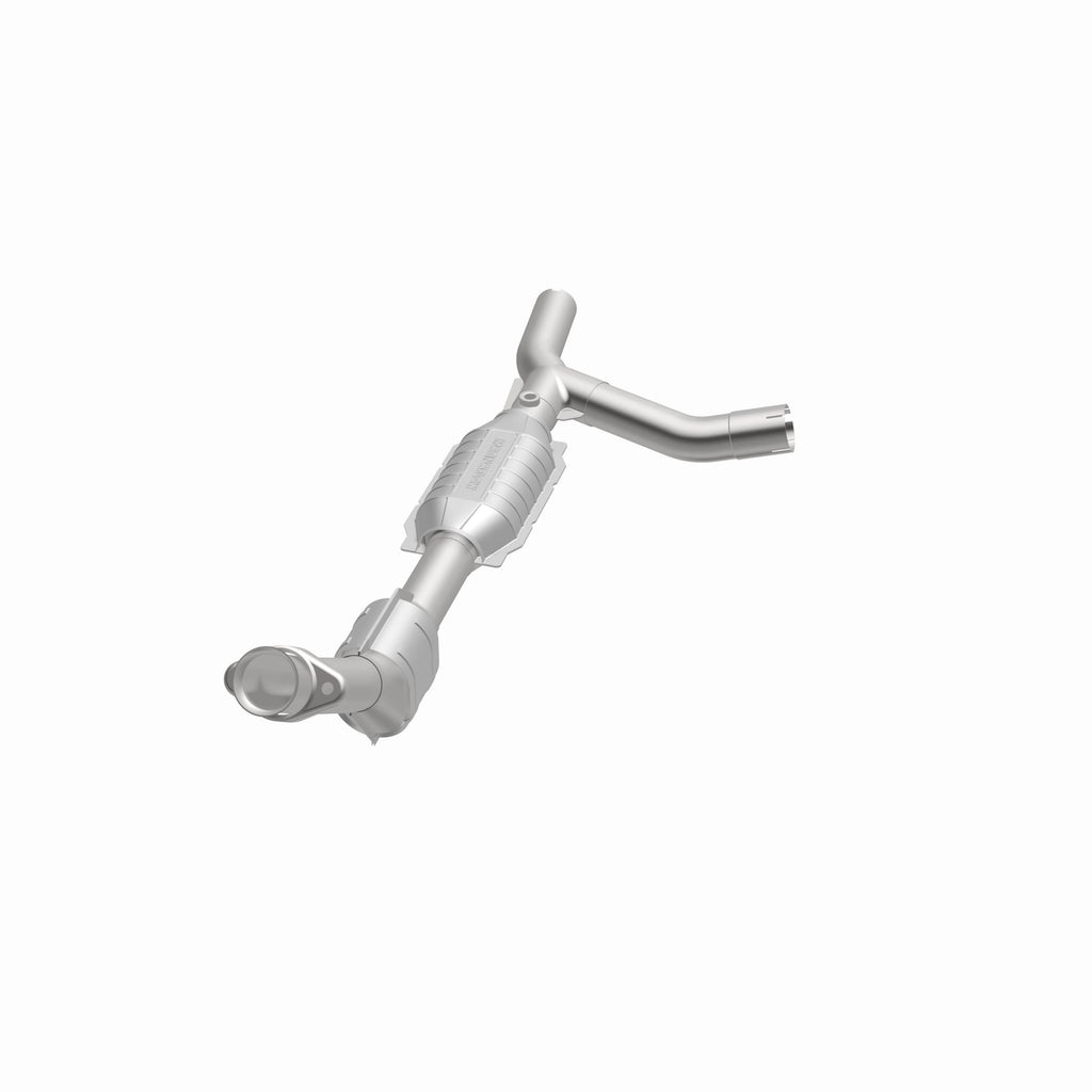 MagnaFlow Exhaust Products 49426 OEM Grade Direct-Fit Catalytic Converter for Select Ford E-150, Ford E-150 Club Wagon, Ford E-150 Econoline, Ford E-150 Econoline Club Wagon, Ford E-250, Ford E-250 Econoline