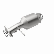 Load image into Gallery viewer, MagnaFlow Exhaust Products 21-293 OEM Grade Direct-Fit Catalytic Converter for Select Honda CR-V