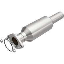 Load image into Gallery viewer, MagnaFlow Exhaust Products 5671981 California CARB Direct-Fit Catalytic Converter for Select Ford Fusion, Mercury Milan
