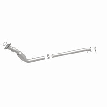 Load image into Gallery viewer, MagnaFlow Exhaust Products 5451126 California CARB Direct-Fit Catalytic Converter for Select Buick Terraza, Chevrolet Uplander, Pontiac Montana, Saturn Relay