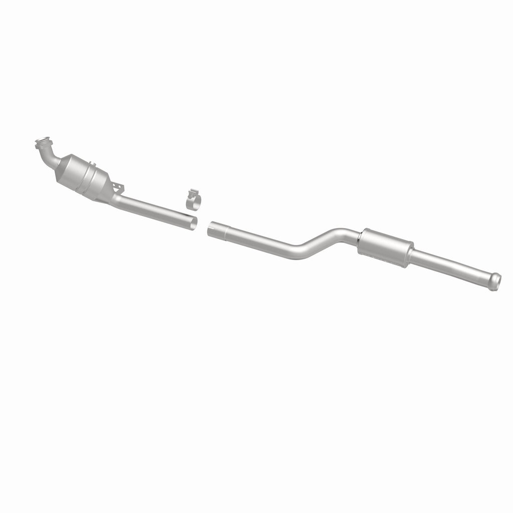 MagnaFlow Exhaust Products 51922 OEM Grade Direct-Fit Catalytic Converter for Select Mercedes-Benz C300, Mercedes-Benz C350