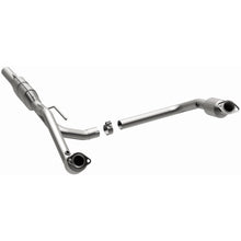 Load image into Gallery viewer, MagnaFlow Exhaust Products 447233 California CARB Direct-Fit Catalytic Converter for Select Dodge Ram 1500, Dodge Ram 2500, Dodge Ram