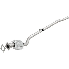 Load image into Gallery viewer, MagnaFlow Exhaust Products 51155 OEM Grade Direct-Fit Catalytic Converter for Select Chrysler Grand Voyager, Chrysler Town &amp; Country, Chrysler Voyager, Dodge Caravan, Dodge Grand Caravan