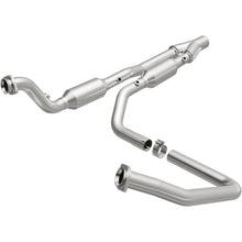 Load image into Gallery viewer, MagnaFlow Exhaust Products 5451358 California CARB Direct-Fit Catalytic Converter for Select Dodge Ram 2500, Dodge Ram