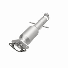 Load image into Gallery viewer, MagnaFlow Exhaust Products 5671623 California CARB Direct-Fit Catalytic Converter for Select Pontiac G6, Saturn Aura