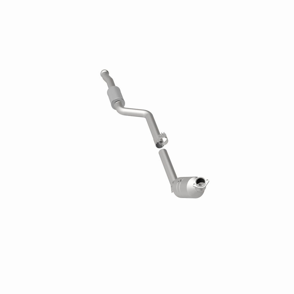 MagnaFlow Exhaust Products 5561916 California CARB Direct-Fit Catalytic Converter for Select Mercedes-Benz C300, Mercedes-Benz C350, Mercedes-Benz E350