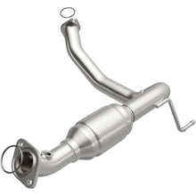 Load image into Gallery viewer, MagnaFlow Exhaust Products 23984 HM Grade Direct-Fit Catalytic Converter for Select Toyota 4Runner, Toyota FJ Cruiser