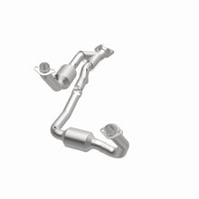 Load image into Gallery viewer, MagnaFlow Exhaust Products 4651709 California CARB Direct-Fit Catalytic Converter for Select Jeep Commander, Jeep Grand Cherokee