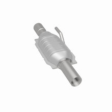 Load image into Gallery viewer, MagnaFlow Exhaust Products 3391223 California CARB Direct-Fit Catalytic Converter for Select Dodge Ram 2500, Dodge Ram