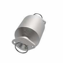 Load image into Gallery viewer, MagnaFlow Exhaust Products 3322656 California CARB Direct-Fit Catalytic Converter for Select Toyota Celica, Toyota Corolla