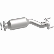 Load image into Gallery viewer, MagnaFlow Exhaust Products 21-916 OEM Grade Direct-Fit Catalytic Converter for Select Ford Five Hundred, Ford Freestyle, Mercury Montego