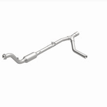 Load image into Gallery viewer, MagnaFlow Exhaust Products 4651597 California CARB Direct-Fit Catalytic Converter for Select Dodge Ram