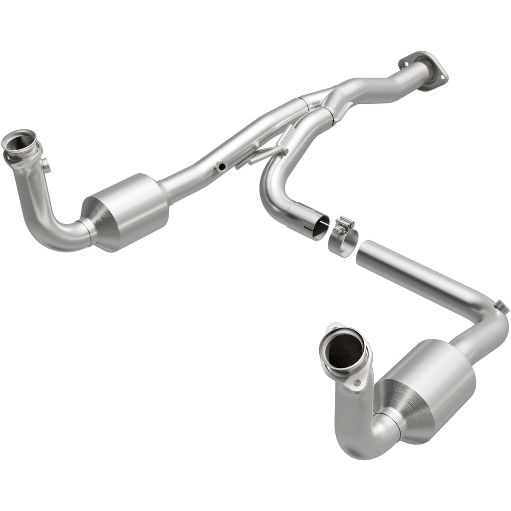 MagnaFlow Exhaust Products 5451186 California CARB Direct-Fit Catalytic Converter for Select Jeep Liberty