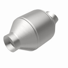 Load image into Gallery viewer, MagnaFlow Exhaust Products 51775 OEM Grade Universal Catalytic Converter for Select Audi Q7, Ford Five Hundred, Ford Freestyle, Mazda MX-5 Miata, Mercury Montego, Volkswagen Touareg